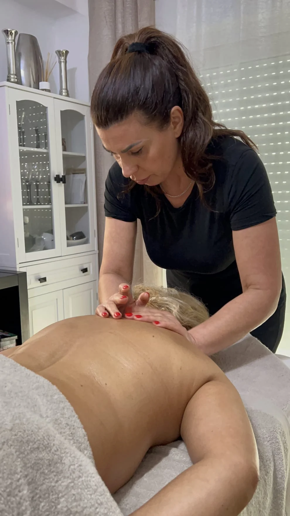 Relaxing massage therapy in Marbella